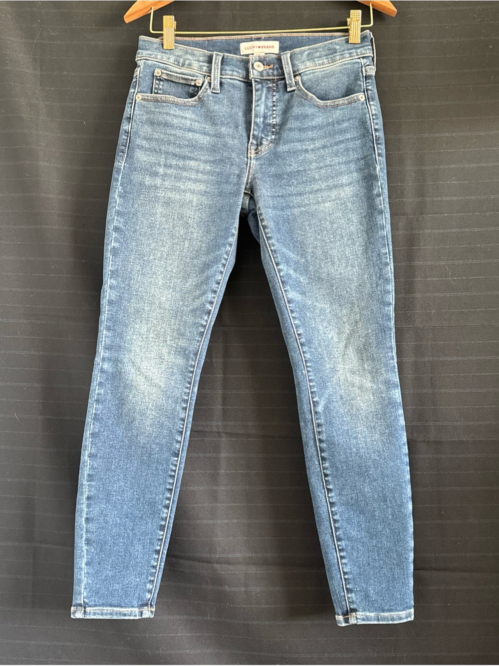 LUCKY BRAND AVA 4 / 27 Mid Rise Skinny Blue Jeans Medium Wash Denim